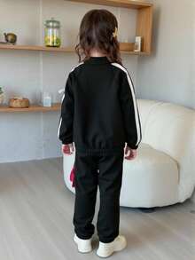 Kleine Mädchen T-Shirt Set, Perlschwarz Skorts, Weißes T-Shirt Trainingsanzug Trainingsanzug Schwarz Trainingsanzug 2-teiliges Trainingsanzug Set Winter Trainingsanzug Trainingsanzug Schwarz Trainingsanzug Trainingsanzug Set 2-teiliges Trainingsanzug Set - Pink - Übersicht 2