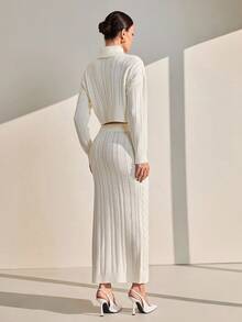 EURMUSE Set de femei cu pulover și fustă, tricotate în culori solide, cu guler înalt, cu detalii și nasturi