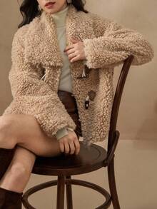 DAZY 拼接PU翻领超大蓬松外套，厚实保暖，女士秋冬大衣 - 杏色 - 查看 5