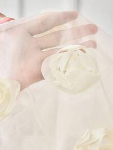 SHEIN 女婴3D立体花朵圆领泡泡袖修身连衣裙 女婴优雅连衣裙 米色女婴连衣裙 米色女婴连衣裙 带蝴蝶结的女婴连衣裙 - 杏色 - 查看 9