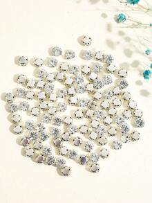 Silber + klare Steine 3mm-8mm runde Form glänzende handgefertigte Glas Nähkristall handgenähte Strass Dekorationsperlen mit flachem Rücken und Löchern, Glitzersteine Edelsteine DIY Accessoires zum Aufnähen auf Kleidung, Kleider, Taschen, Schuhe, Broschen, Ohrringe, Handwerksarbeiten