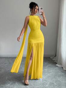 Selianne Women's Solid Color Sleeveless Backless Fitted Slit Dress - Yellow - View 4