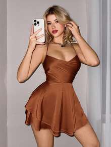 SHEIN ICON 春夏女式纯色简约短款缎面细肩带露背派对闪光米色太阳裙 - 卡其色 - 查看 4