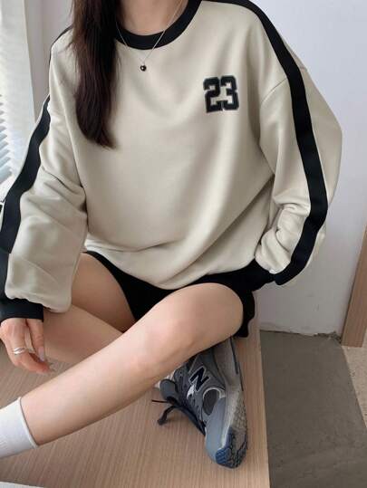 SHEIN 少女超大圆领运动衫，麻灰色，宽松版型，学院风运动休闲运动衫，数字印花，长袖简约运动上衣，适合返校季穿着，超大码