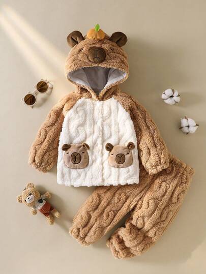 SHEIN Playful Pals 两件套男婴连帽运动衫和裤子套装，毛绒提花面料，带有可爱的水豚刺绣图案