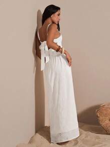 Opulessa 女士纯色镂空刺绣系带露背连衣裙