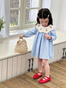 SHEIN 女宝宝时尚休闲花卉刺绣领连衣裙适合秋冬季日常穿着 - 藍色 - 查看 8