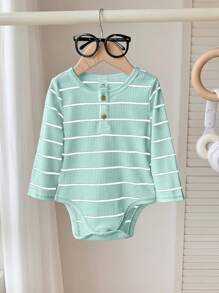SHEIN 新生儿男女宝宝休闲趣味学院风百搭黑白条纹针织连体衣，柔软舒适，适合春夏穿着，室内外皆宜，秋冬季宝宝连体衣