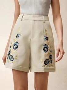 Anewsta 夏季新款女士刺绣花卉卷边休闲短裤 - 杏色 - 查看 5