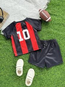 SHEIN 男婴幼儿新生儿 0-3 岁休闲运动足球球衣 AC 米兰队插肩袖上衣 + 短裤套装，婴儿运动服 - 彩色 - 查看 2