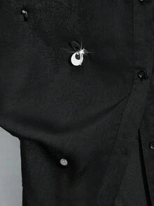 Maija Modisches und vielseitiges Satin-Hemd mit Pailletten-Verzierung, moderner urbaner Lässig-Fashion, Business-Lässig-Büromode für Frauen, zurückhaltender Old-Money-Stil, mühelos elegante Ausstrahlung, hochwertige urbane Pendlermode, hochwertige Flughafen-Damenmode, hochwertiges Material, moderne Party-Mode, funkelnde Pailletten-Bluse für Partys und Zusammenkünfte - Schwarz - Übersicht 2