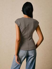 Poéselle 千鸟格前扣盖袖针织上衣 | 复古学院风马甲衬衫，千鸟格上衣女款，前扣背心，复古学院风，学院风别致衬衫，老钱风格上衣，合身马甲衬衫，女士时尚休闲千鸟格单排扣圆领衬衫，简约时尚，老钱风格，适合日常穿着、外出、通勤、约会、居家、度假等场合。秋季 - 咖啡棕 - 查看 7