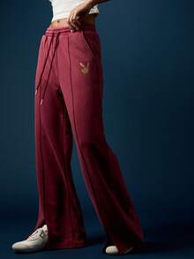 Missguided x Playboy 慢跑运动裤，带侧袋，松紧腰，阔腿喇叭裤，复古高腰休闲秋冬家居服运动裤 - 酒紅色 - 查看 2