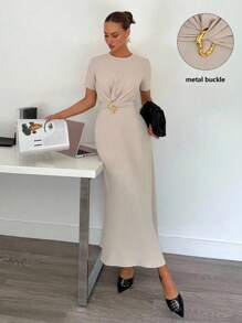 Siren Gaze 女士纯色腰部褶饰金属扣装饰短袖连衣裙，优雅束带连衣裙 - 杏色 - 查看 4