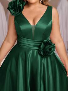 Glamrae 加大码优雅奢华缎面褶皱 V 领 3D 花卉装饰高开衩超大 A 字裙，适合婚礼、派对、毕业典礼、节日、正式场合（重度装饰） - 墨綠色 - 查看 2