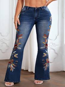 Slaydiva Plus Size Casual Washed Floral Embroidery Bell Bottom Jeans,Fall Clothes For Women - Blue - View 4