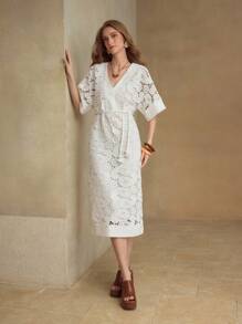 MOTF PREMIUM 佩斯利花纹蕾丝腰带中长连衣裙 - 白色 - 查看 6