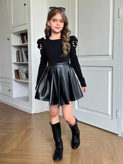 SHEIN Tween Girl 秋冬时尚优雅珍珠串珠泡泡袖 T 恤和褶皱 PU 裙 2 件套，黑色