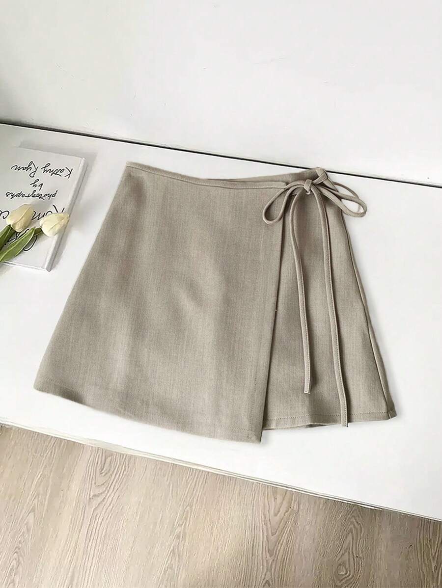 SHEIN Tall 休闲百搭侧系带不对称下摆新款纹理梭织卡其色女式半身裙，春夏 - 卡其色 - 查看 1