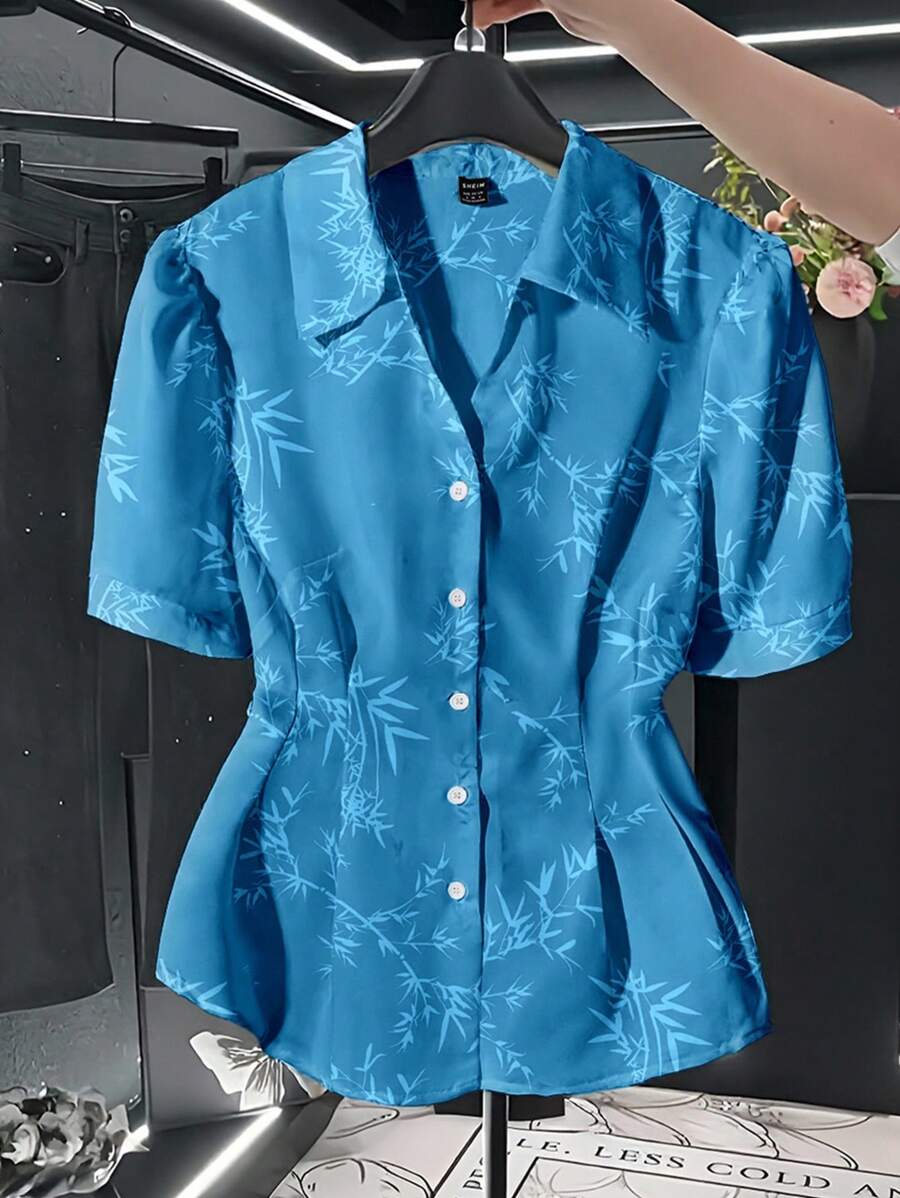 Franclia 优雅法式休闲日常百搭短袖翻领收腰褶皱下摆柔软缎面印花白色女式春夏衬衫，无弹力，适合大学校园穿着