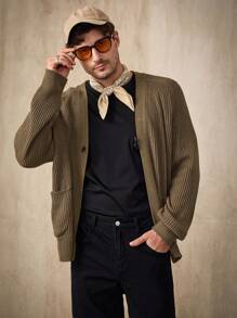 Manfinity Homme Men's Solid Color Raglan Sleeve Casual Cardigan With Horn Button Design And Pockets - Khaki - View 4