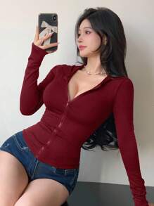 DAZY 1 件女式纯色前拉链连帽长袖修身 T 恤，春季和秋季 - 酒紅色 - 查看 5