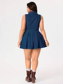 Rivivi Plus Size Women's Striped Front Button Pleated Hem Sleeveless Denim Dress