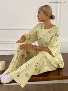 HELLO KITTY | DAZY 卡通图案落肩T恤和裤子宽松女士睡衣套装 - 黃色 - 查看 4