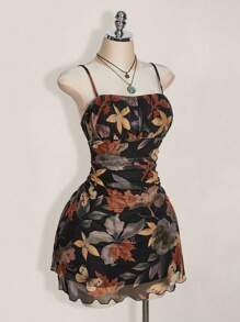 SHEIN ICON Vestido de tamaño talla grande grande para mujer con estampado vintage de hojas de arce con volantes, apto para vacaciones o vuelta al colegio, adecuado para verano