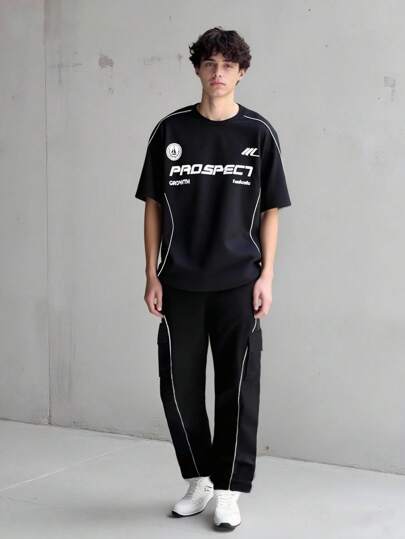 2 件套青少年男童宽松美式摩托车图案短袖 T 恤和直筒休闲裤，适合表演、街头穿着、舞蹈表演