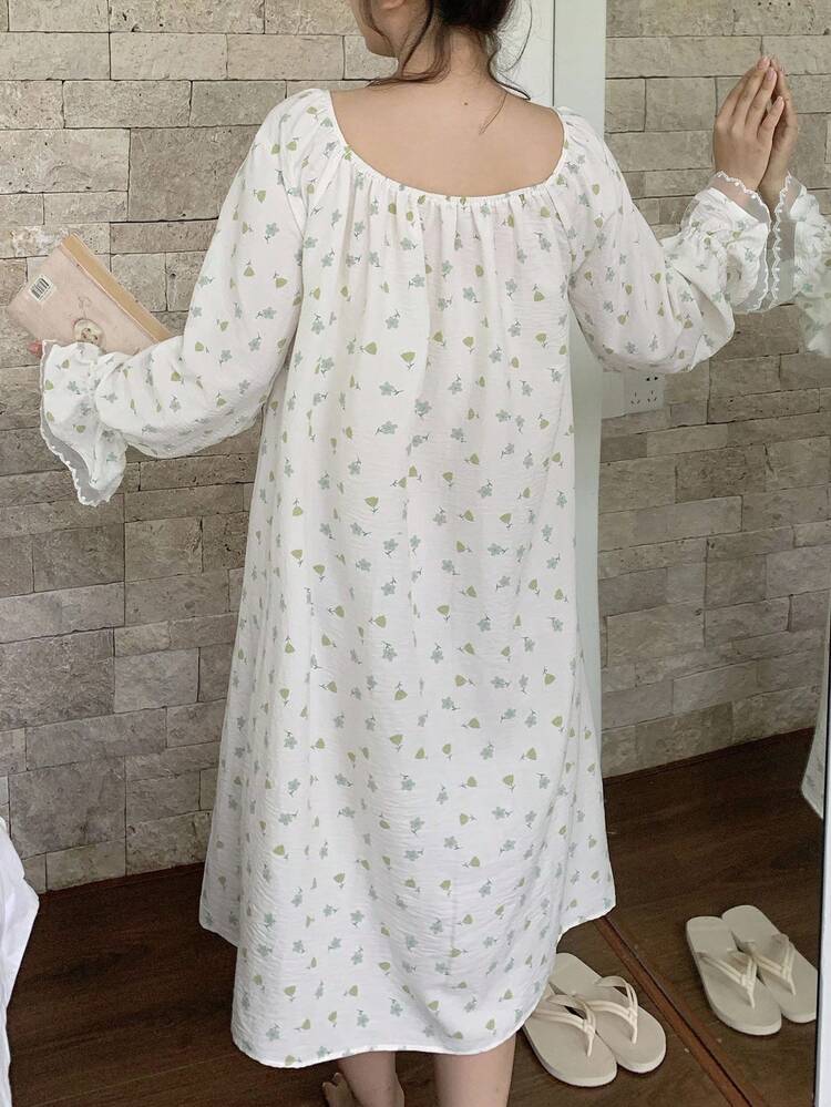 Dazy Plus Plus Size Women & Teens Floral Print Square Neck Flare Sleeve Long Nightgown, Casual Loungewear, Fall