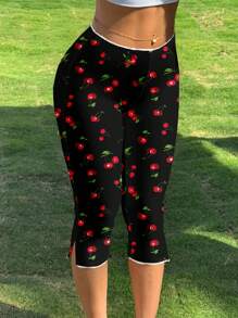 SHEIN EZwear 女士夏季针织黑色底樱桃可爱印花弹力3/4打底裤，适合搭配，街头穿着，机场，返校季节适合外出 - 彩色 - 查看 3
