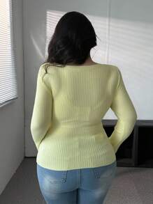 Flirla Plus Size Casual Jednokolorowy sweter z wycięciami, dopasowany, dzianinowy sweter Jesień Zima - Żółty - Zobacz 3