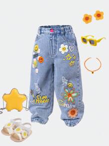 SHEIN Kleine Mädchen Jeans mit leichter Waschung, Buchstaben- und Gesichtsprint, mehrteiliges Design, verjüngte Form, geeignet für Schule, Schulanfang, Wochenendausflüge und Treffen mit Freunden - Helle Waschung - Übersicht 1
