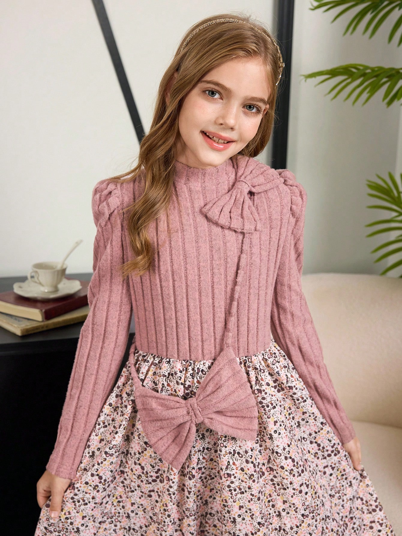 فستان مزين بفراشة الزهور والرقع للفتيات المراهقات