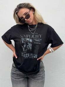 Jeta Ari Camiseta Oversized com Estampa de Slogan, Ombro Caído, "TO EM LACE THE FUTURE IMPLICITY LET LOVE SHINE HEARTEN MY LIFE IS FULL OF HAPPINESS SEIZE THE DAY"