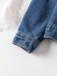 SHEIN 年轻女孩牛仔夹克和外套，休闲可爱水洗牛仔蓝色五角星刺绣修身风格校园休闲日常百搭小女孩牛仔夹克 - 中等水洗藍 - 查看 7