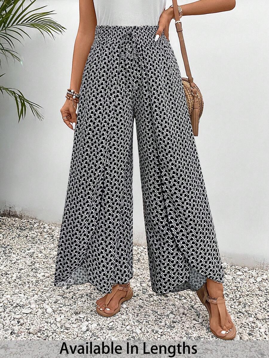 SHEIN PETITE CURVE Plus Size Women Geometric Print Tie Waist Wide Leg Loose Pants - Black - View 1