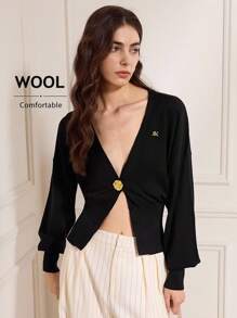 Briarwyn Áo khoác cardigan họa tiết hoa 3D kim loại trơn màu cho nữ Áo khoác cardigan họa tiết hoa 3D kim loại trơn màu cho nữ, Khóa kim loại hình hoa hồng, Áo khoác cardigan len, Thời trang thu đông cho nữ, Phong cách cổ điển cho nữ, Màu đen, Dành cho nữ - màu đen - Xem 2