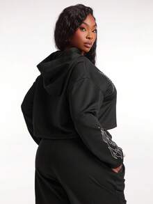 SHEIN SXY Sudadera con capucha con aplicaciones de rhinestones para mujer de talla grande en otoño e invierno