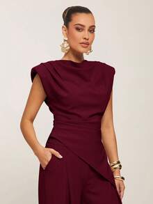 Silquee Top elegant pentru femei, culoare solidă, cu umeri lați, tiv asimetric, vară, top vin, top vișiniu, drapat, mânecă scurtă, top maro, toamnă, stil vechi de damă, stil Stockholm, ținută business casual pentru femei, ținută office, pentru ieșiri în oraș, birou - Burgundia - Vizualizare 7