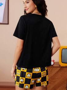 GARFIELD | SHEIN Women's Cute Casual Versatile Cool Street Cartoon Cat Print Black T-Shirt & Shorts Set, Back To School Clothes, Summer & Fall - Black - View 2