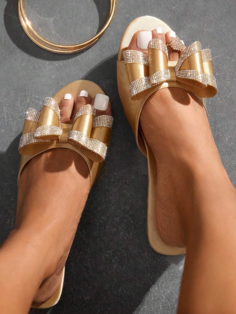 CUCCOO SZL Champagne Satin Color Block Rhinestone Bow Decor Fashion Beach Sandals For Women, Elegant Romantic Summer Flat Slippers