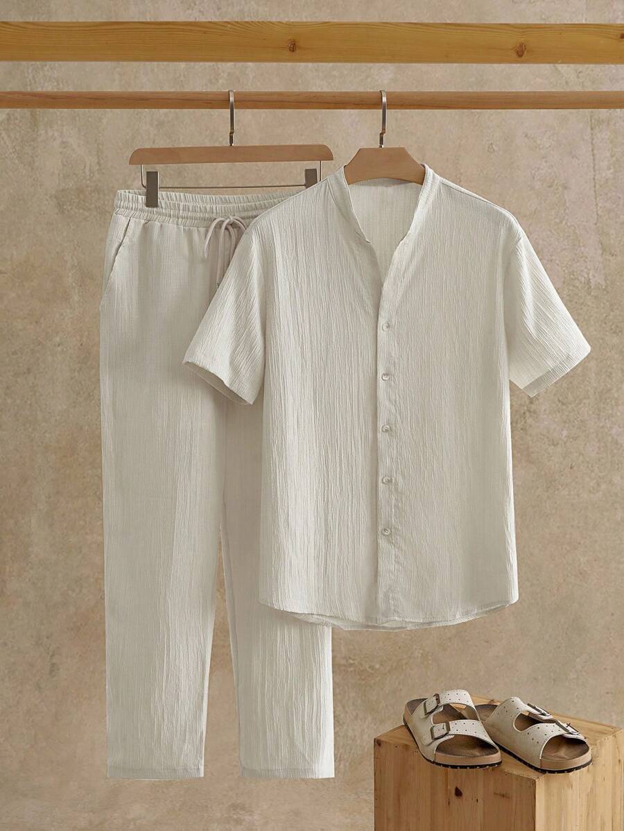 HIMLAND 2 件男士休闲 V 领短袖梭织衬衫和裤子亚麻套装，夏季、复古、舒适服装 - 杏色 - 查看 1