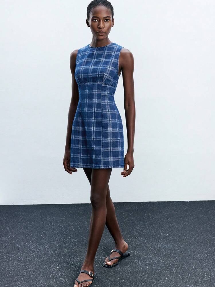 SHEIN Maija Women's Blue Denim Dress Sleeveless Round-Neck Slim-Fit Short Dress With A Classic Plaid Preppy Style