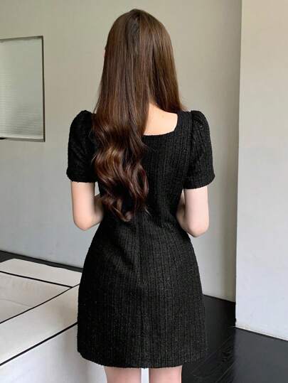 DAZY 方领纹理纽扣装饰女式迷你连衣裙