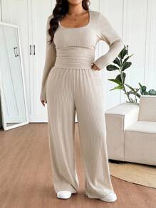 Lounesse 2 件套大码女式纯色方领长袖褶皱修身上衣和裤子休闲套装 - 杏色 - 查看 2