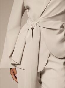 Silquee 女士纯色披肩领长袖优雅西装外套，秋季服装，返校服装，复古风格女性，商务休闲女性，女士办公室服装，外出服装，女士工作服，女士约会夜服装，白色系带西装外套，女士秋季服装 - 卡其色 - 查看 5