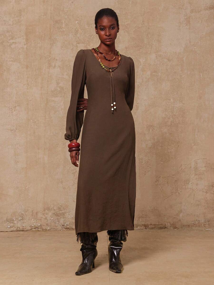 SHEIN Privé VITNOS 秋冬聚会宴会端庄老款女士纯色侧开衩下摆长款修身圆领灯笼袖连衣裙 - 咖啡棕 - 查看 1
