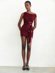 Maija Women Red Summer Outfit Oblique Shoulder Metal Buckle Tie-Front Fitted Crop Top And Elastic Waist Metal Buckle Elegant Music Festival Holiday Party Two Pieces Skirt Set - Red - View 4